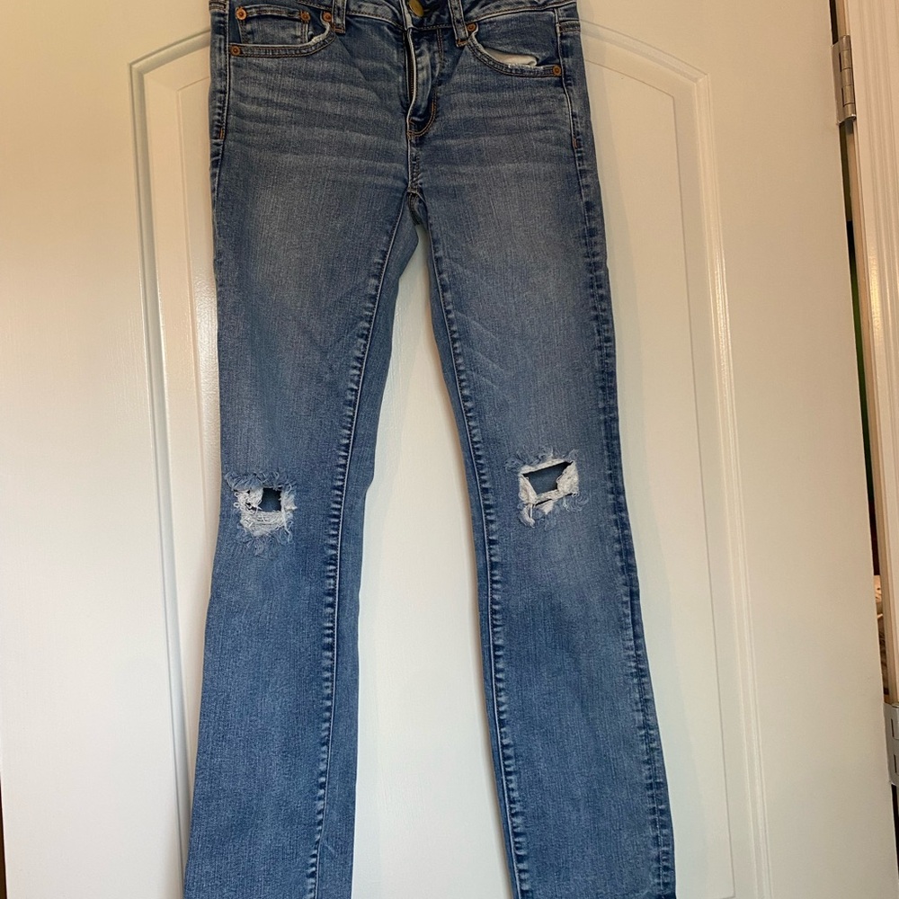 American Eagle Outfitters Light Blue Distressed Straight Leg Jeans